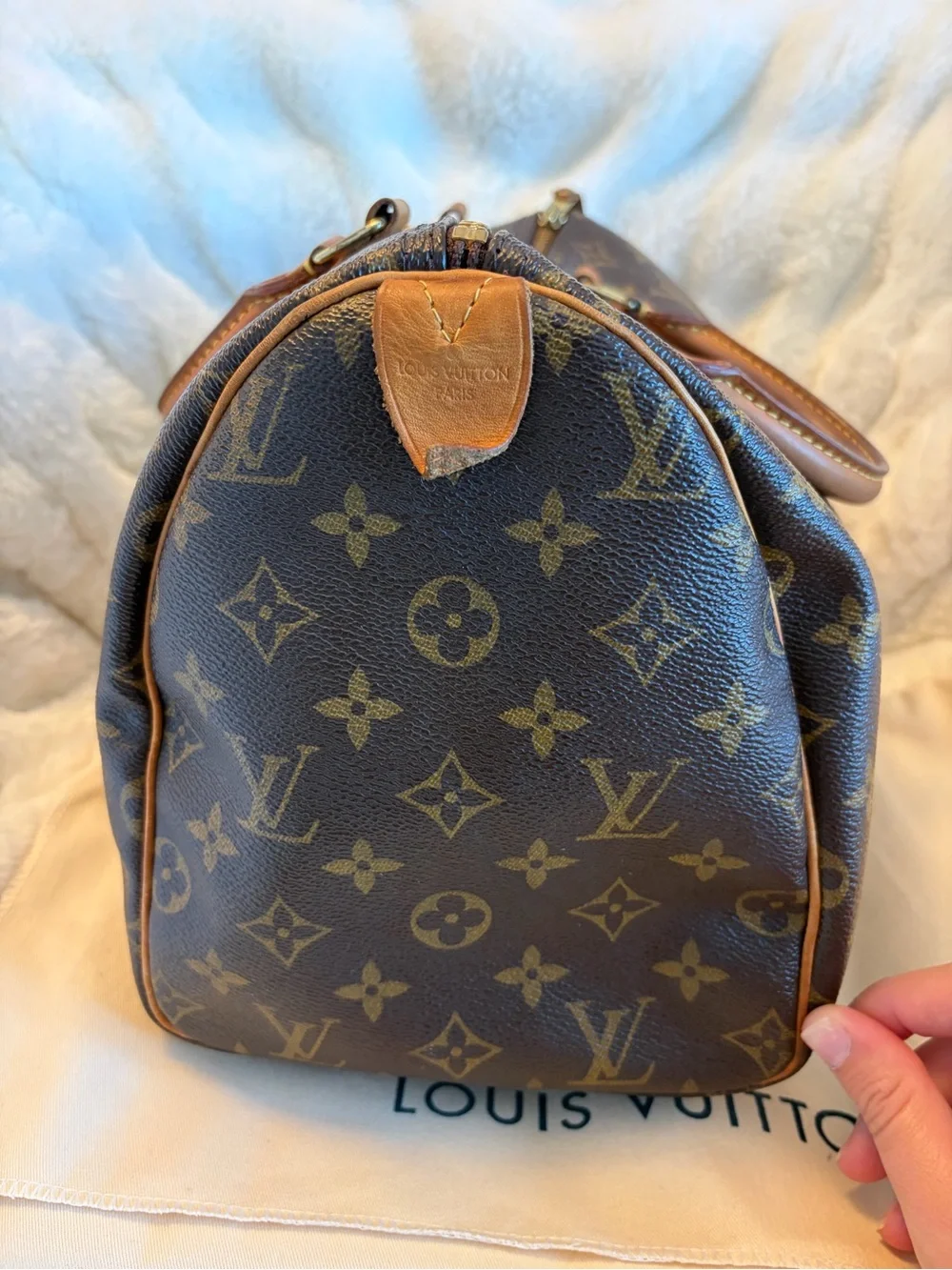 Louis Vuitton Monogram Speedy 30 with Dustbag and COA